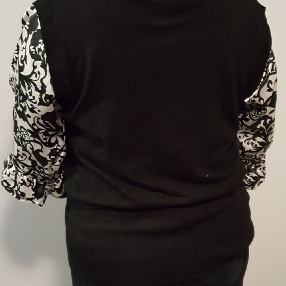 🔴 Debbie Morgan Blouse 🔴 - Picture 3 of 5